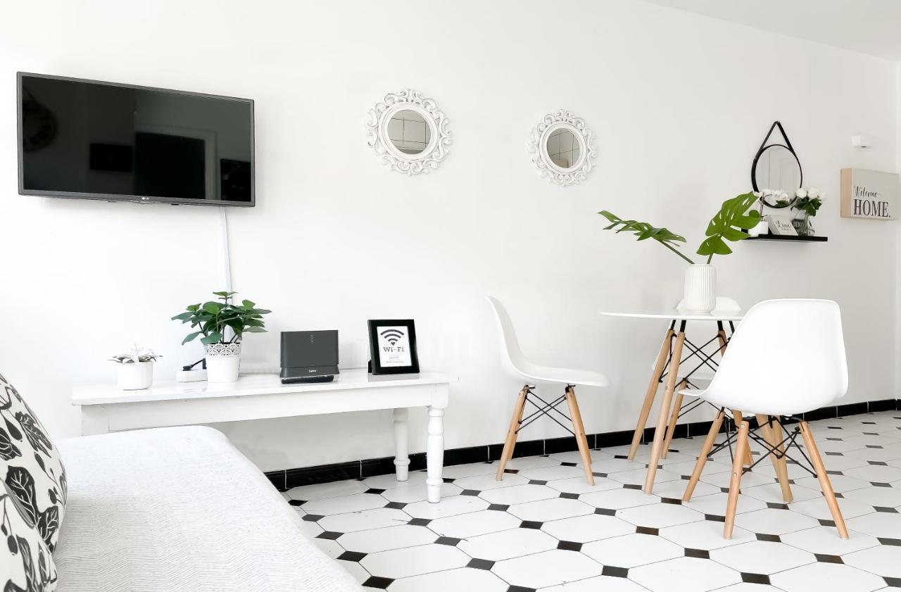 Central House Коралео Екстериор снимка
